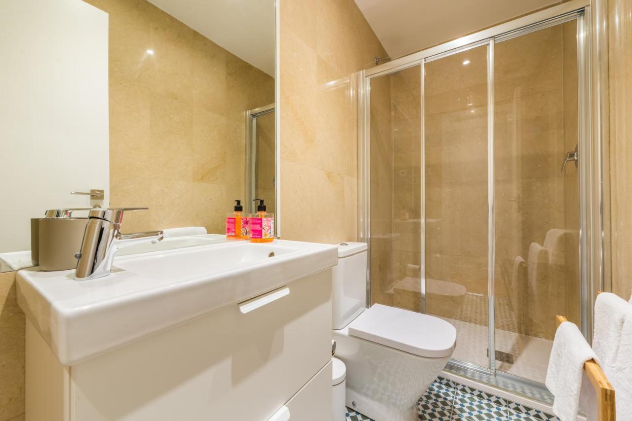 For You Rentals Free Wifi Apartment Temporal Malasana Madrid Center Mal27 Bagian luar foto